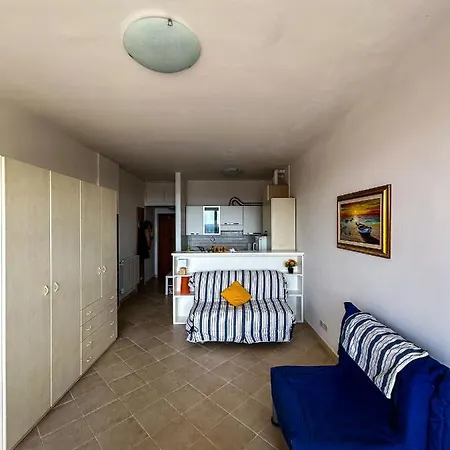 Casa Pinolo Monolocale Vista Mare Apartment Follonica
