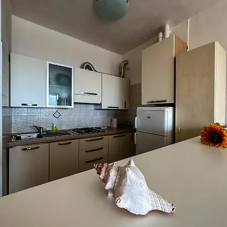 Casa Pinolo Monolocale Vista Mare דירה